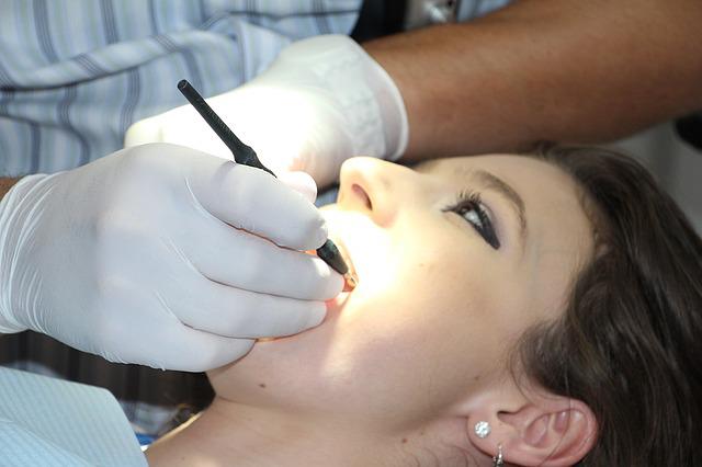 Dentist